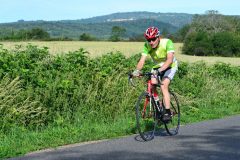 La Gergovienne : cyclotouriste dans la montée du Crest